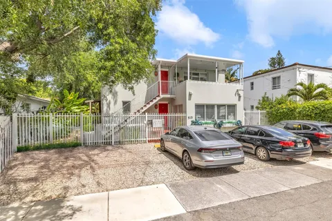 515 NE 63rd St, Miami FL 33138