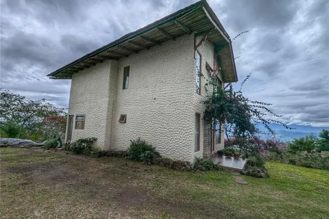 6 Cervantes Cartago, FL 248410