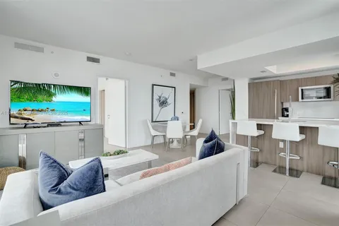401 N Birch Rd # 715, Fort Lauderdale FL 33304