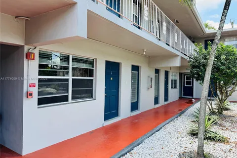 1830 Cleveland St # 2, Hollywood FL 33020