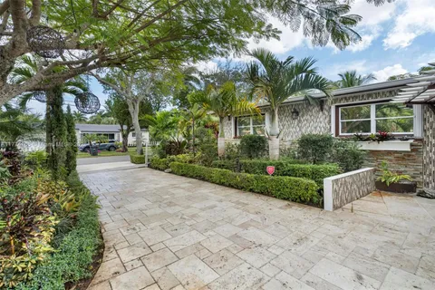 190 NE 128th Ter # 0, North Miami FL 33161
