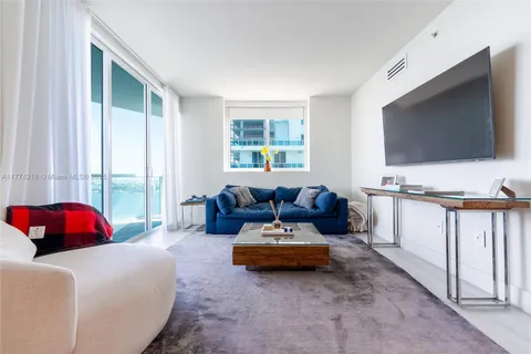 665 NE 25th St # 2301, Miami FL 33137