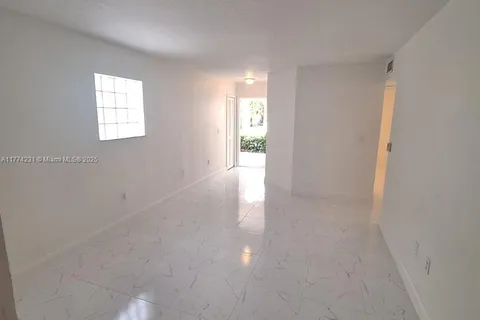 2931 SE 13th Rd # 38, Homestead FL 33035