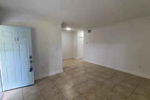 1925 Madison St # 10, Hollywood FL 33020