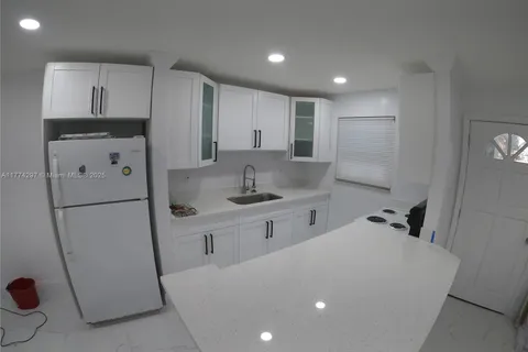 3265 Griffin Rd # 103, Dania Beach FL 33312