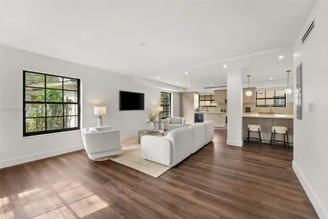 4040 Palmarito St, Coral Gables FL 33146
