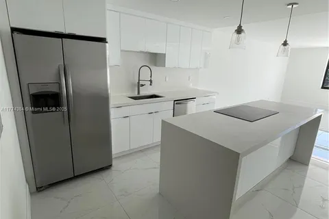 10101 E Bay Harbor Dr # 201, Bay Harbor Islands FL 33154