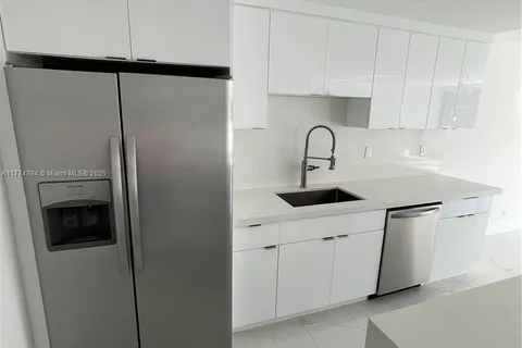 10101 E Bay Harbor Dr # 201, Bay Harbor Islands FL 33154