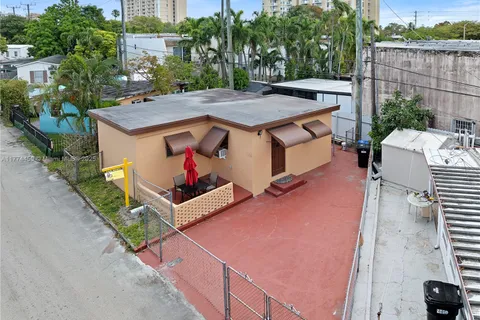 2262 NE 135th Ter, North Miami Beach FL 33181