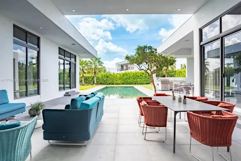 16650 Sunset Way # 1, Weston FL 33326