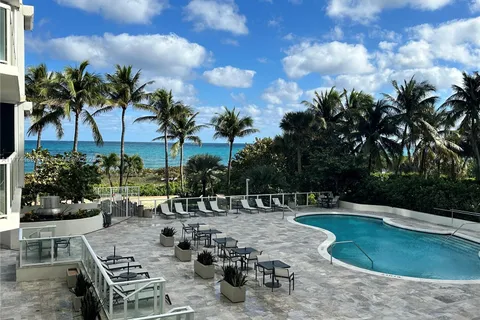 8925 Collins Ave # 2J, Surfside FL 33154