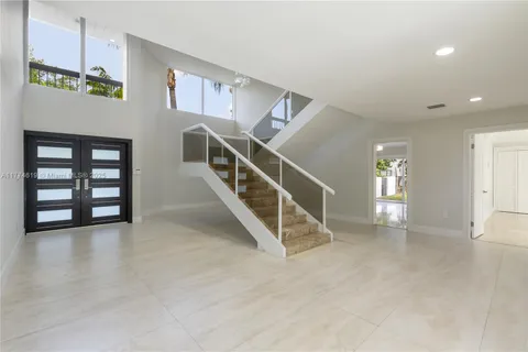413 Santurce Ave, Coral Gables FL 33143
