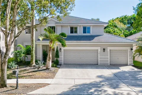 3703 Vista Way, Weston FL 33331
