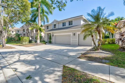 3703 Vista Way, Weston FL 33331