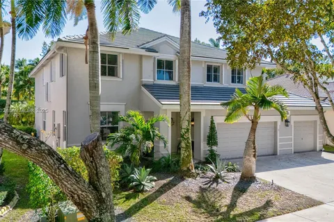 3703 Vista Way, Weston FL 33331