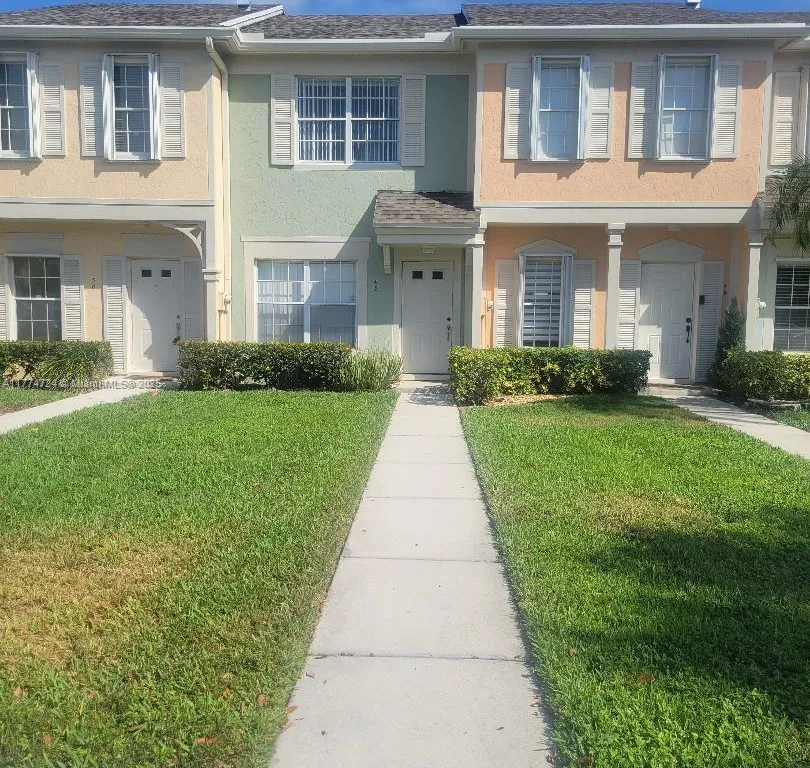 48 Key West Ct # 48, Weston FL 33326