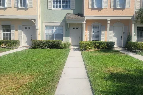 48 Key West Ct # 48, Weston FL 33326