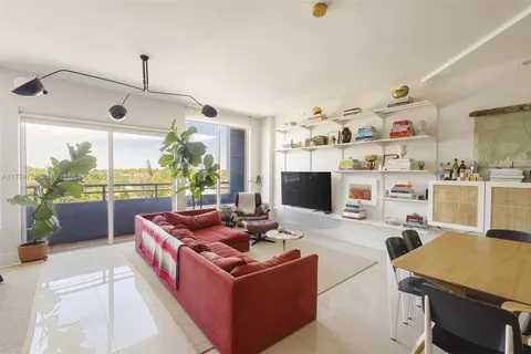 3250 Grand Ave # 504, Miami FL 33133