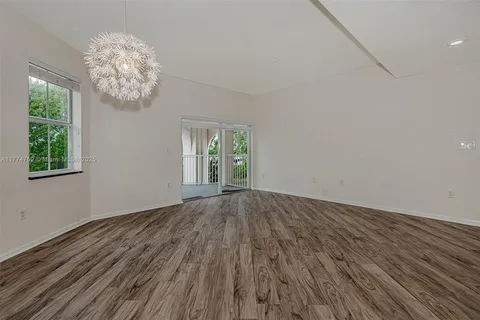 11605 NW 89th St # 218, Doral FL 33178