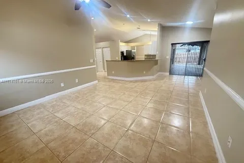 4488 NW 89th Way, Coral Springs FL 33065