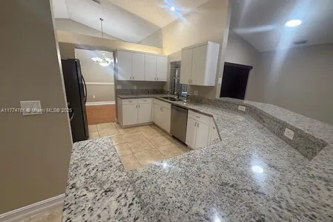4488 NW 89th Way, Coral Springs FL 33065