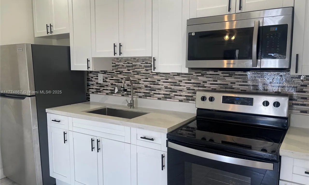 7840 NW 5th Ave # 4, Miami FL 33150