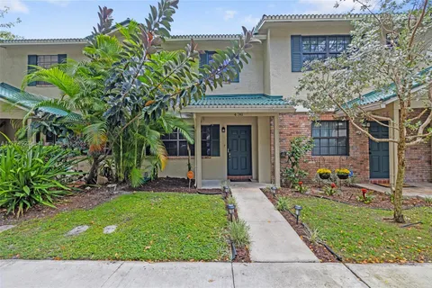 436 Westree Ln, Plantation FL 33324
