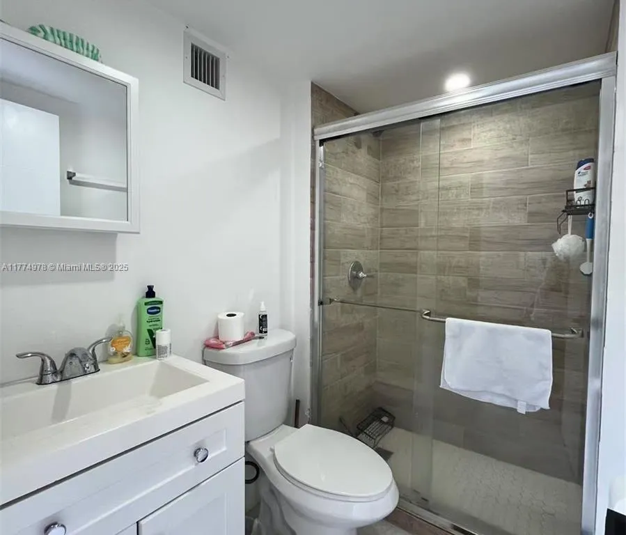 1102 NW 103rd St # 3, Miami FL 33150