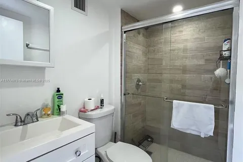 1102 NW 103rd St # 3, Miami FL 33150