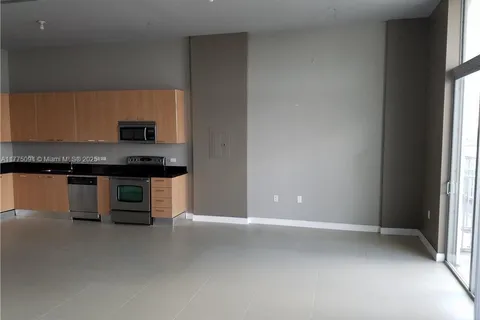 2100 VAN BUREN # 504, Hollywood FL 33020