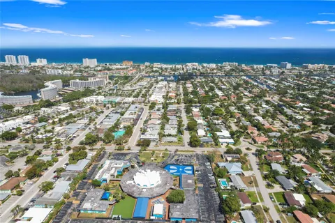 380 SE 12th Ave # 2, Deerfield Beach FL 33441