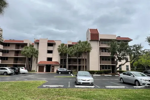 1920 Sabal Palm Dr # 404, Davie FL 33324