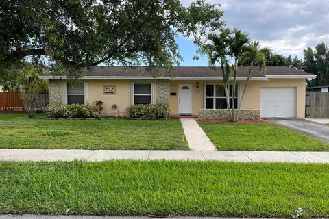 9364 SW 184th Ter # 0, Cutler Bay FL 33157