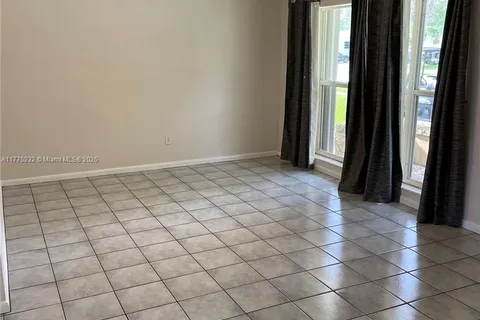 9364 SW 184th Ter # 0, Cutler Bay FL 33157