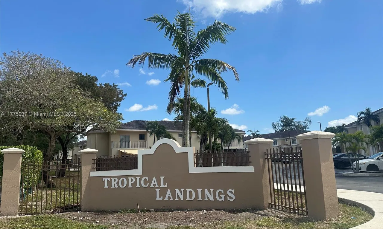 7160 NW 174th Ter # 202, Hialeah FL 33015