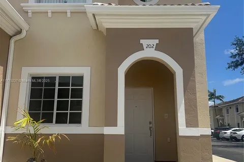 7160 NW 174th Ter # 202, Hialeah FL 33015