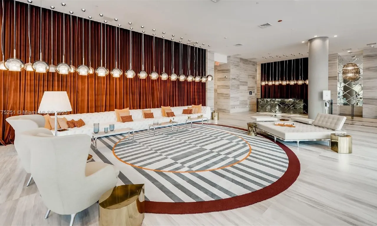 2000 Metropica Way # 2106, Sunrise FL 33323