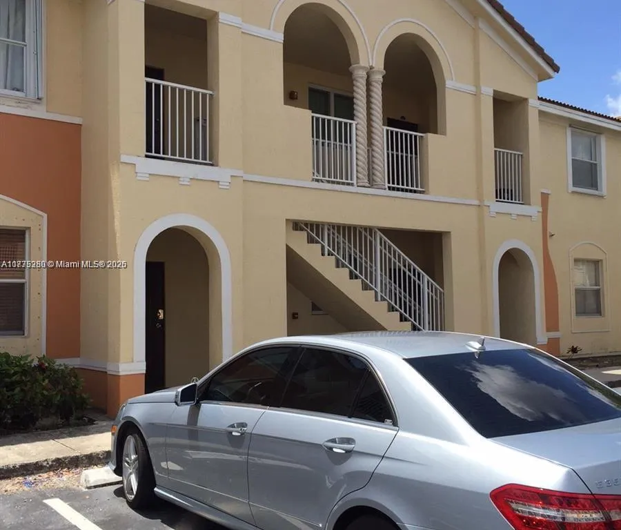 1658 SE 28th Ct # 105, Homestead FL 33035