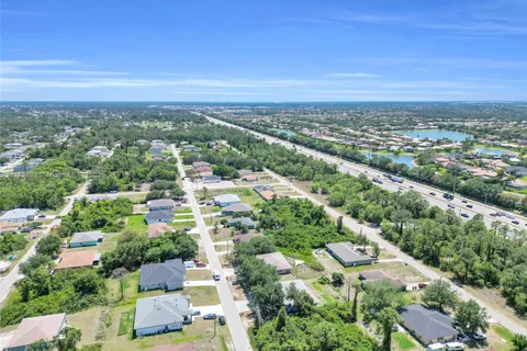 5208 SW 30th st sw # 5208, Lehigh Acres FL 33973