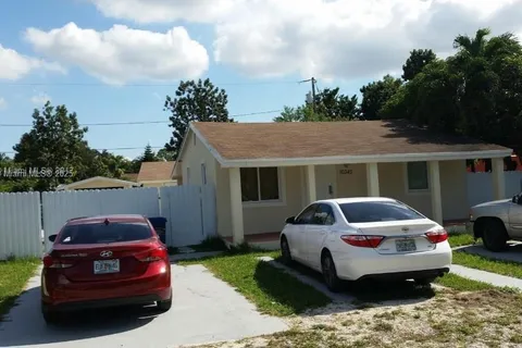 10345 NW 30th Ct, Miami FL 33147