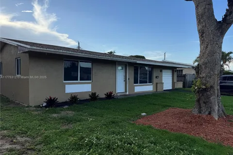 2340 Oleander Dr, Miramar FL 33023