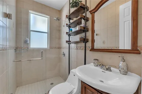 13493 SW 34 St # 0, Miami FL 33175