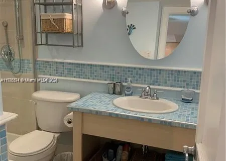 221 SE 9th Ave # 107, Pompano Beach FL 33060