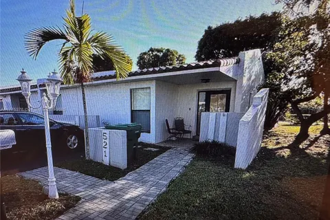 521 SW 93rd Ct # 0, Miami FL 33174