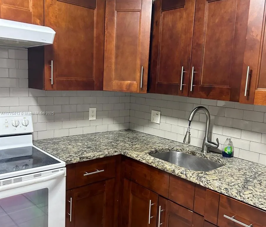 9203 NW 38th Dr # 9, Coral Springs FL 33065