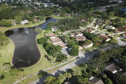7601 Forest Green Ln, Boynton Beach FL 33436