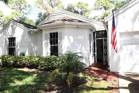 7601 Forest Green Ln, Boynton Beach FL 33436