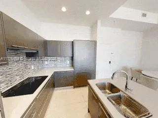 7825 NW 107th Ave # 821, Doral FL 33178