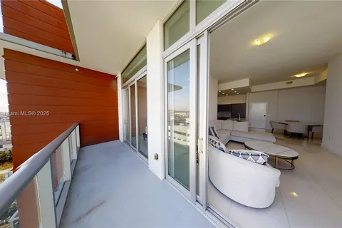 7825 NW 107th Ave # 821, Doral FL 33178