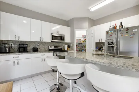 5620 NW 113th Pl # 5620, Doral FL 33178